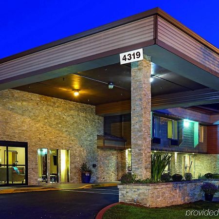 Hotel La Quinta By Wyndham Portland Nw Extérieur photo