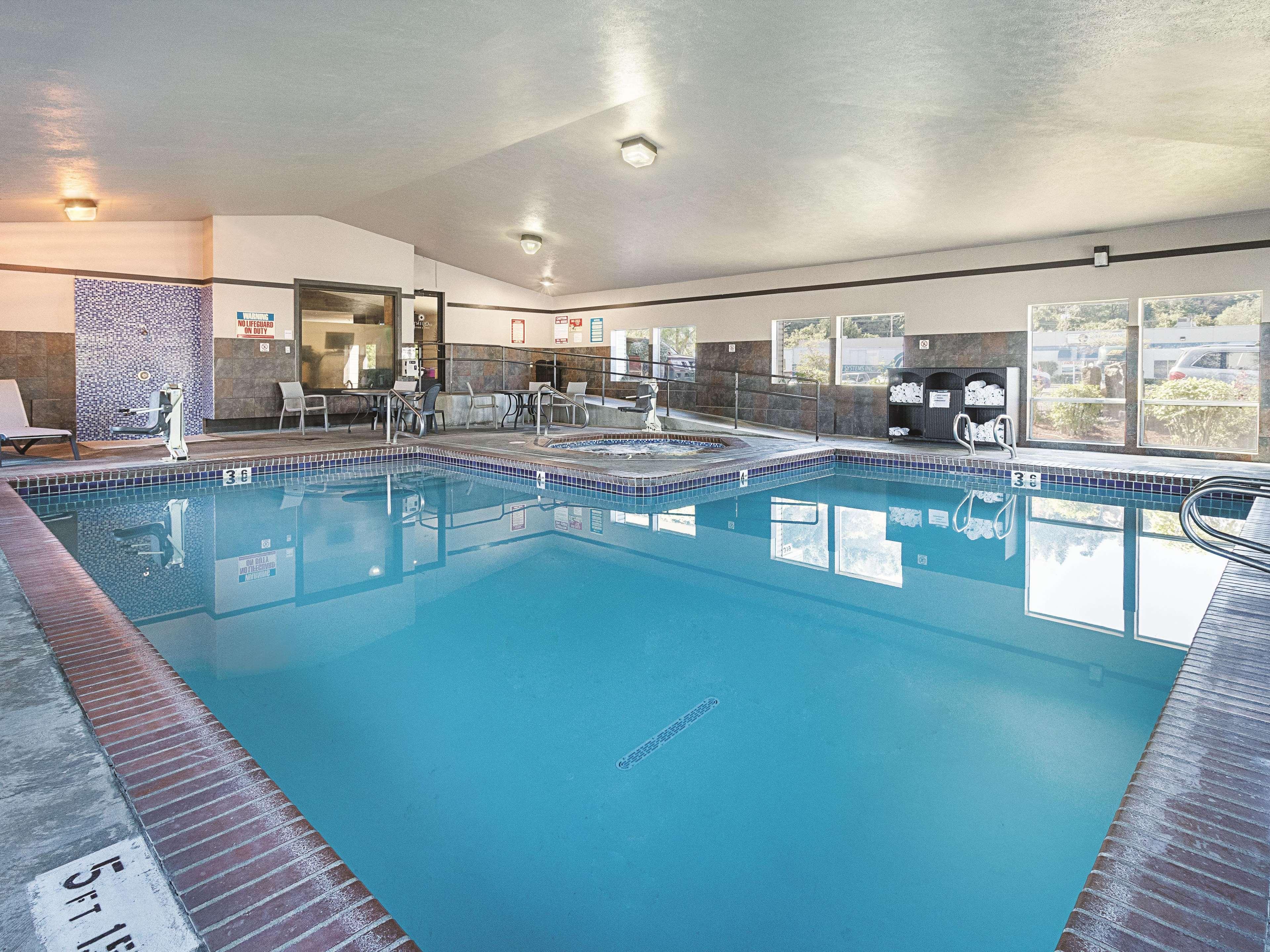 Hotel La Quinta By Wyndham Portland Nw Extérieur photo