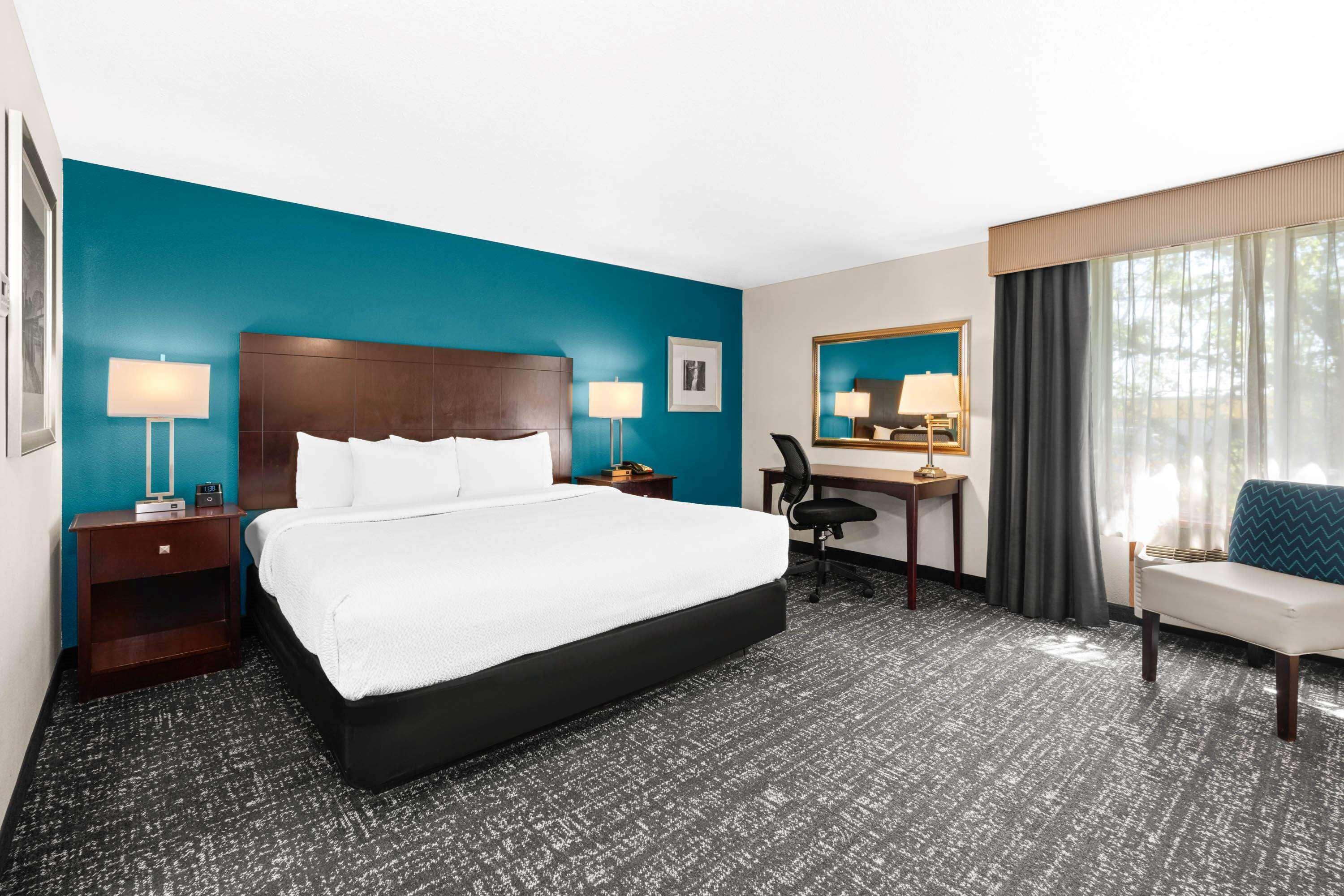 Hotel La Quinta By Wyndham Portland Nw Extérieur photo